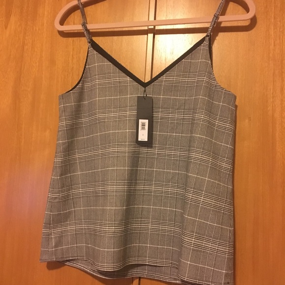 Banana Republic Tops - Banana Republic Camisole